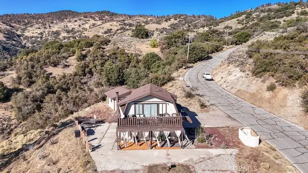 25001 Paramount Drive, Tehachapi, CA 93561