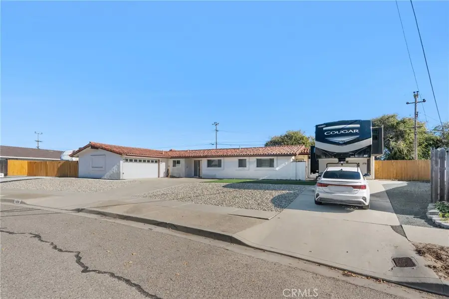 3334 Fair Oaks Drive, Santa Maria, CA 93455 - Image #2