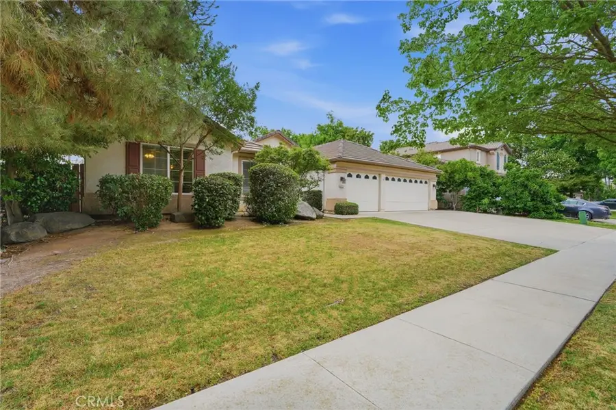 6111 W Pryor Court, Visalia, CA 93277 - #3