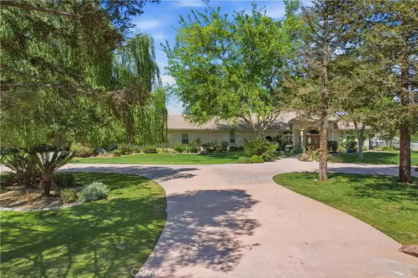 1148 Basta, Bakersfield, CA 93308