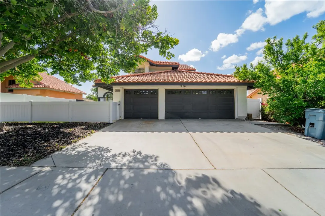 43903 5th E, Lancaster, CA 93535 - #1