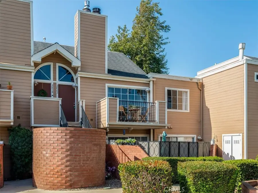2422 Village Green, Santa Maria, CA 93455 - #2