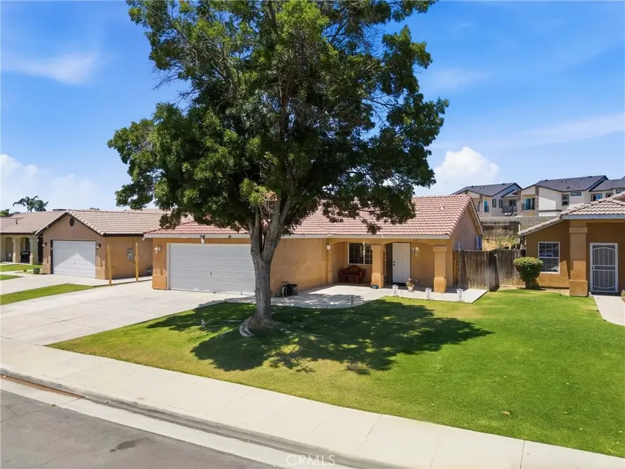 128 W Pilot, Bakersfield, CA 93308 - #2