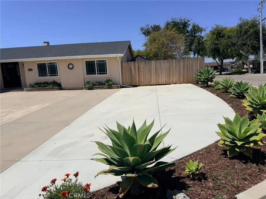 393 Mountain View, Santa Maria, CA 93455 - #2