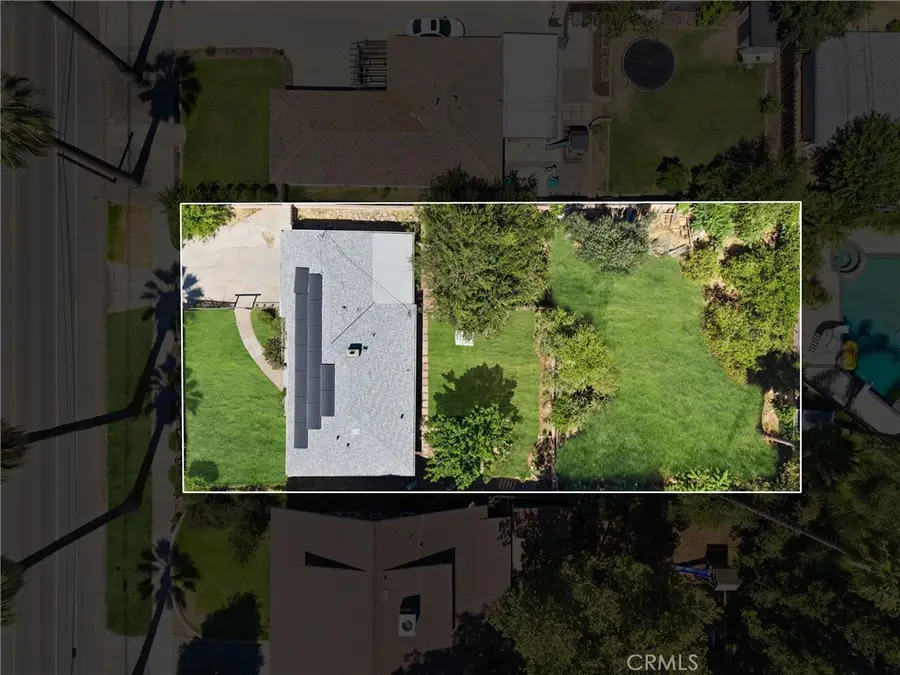 907 W Olive Avenue, Redlands, CA 92373 - #3