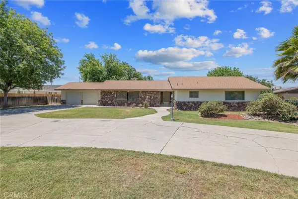 8640 12th, Hanford, CA 93230