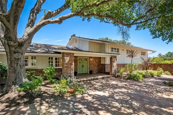 2355 Lake Marie Drive, Santa Maria, CA 93455