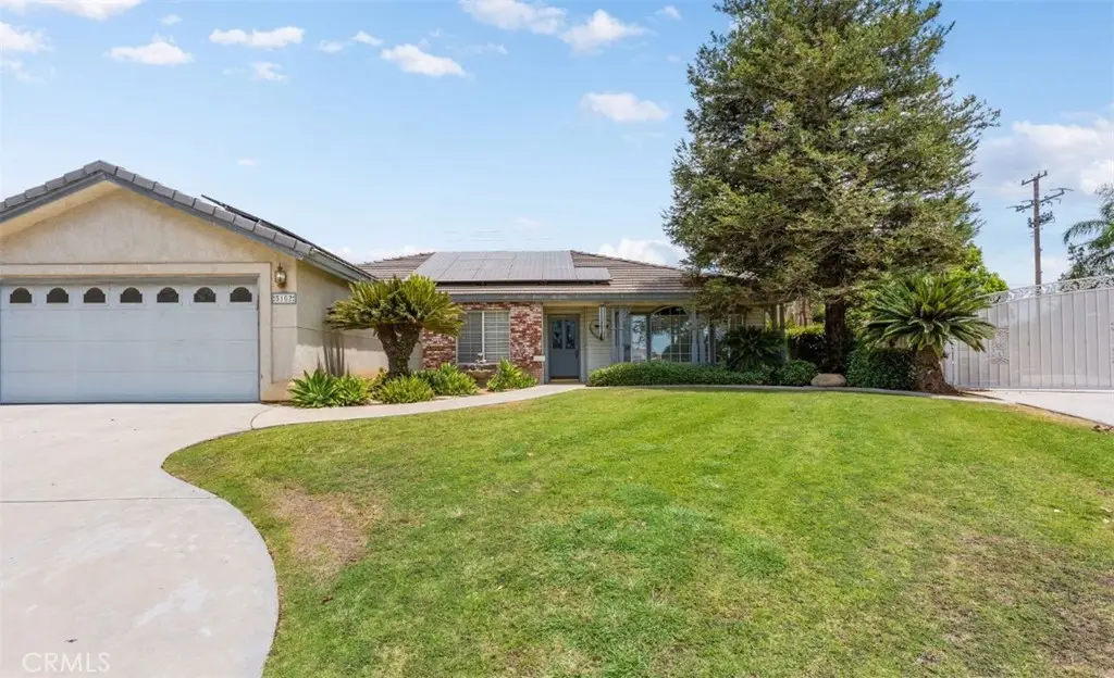 5102 Omaha, Bakersfield, CA 93312 - #1