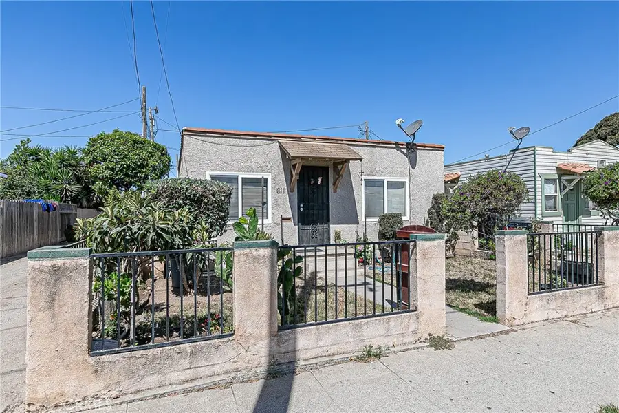 611 S Thornburg, Santa Maria, CA 93458 - #2
