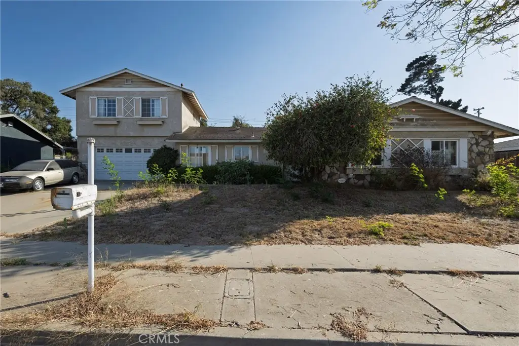 1136 Patterson, Santa Maria, CA 93455 - #1