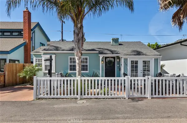 220 Capistrano Avenue, Pismo Beach, CA 93449