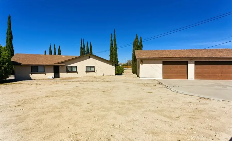15490 Mondamon, Apple Valley, CA 92307 - #2