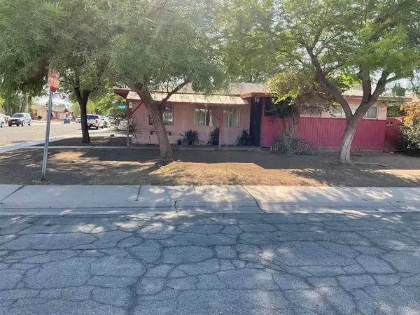 722 N Preston Drive E, Calexico, CA 92231