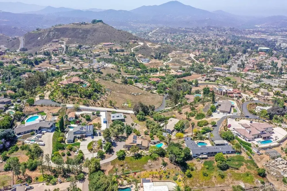 1050 Vista Sierra Drive, El Cajon, CA 92019 - Image #1