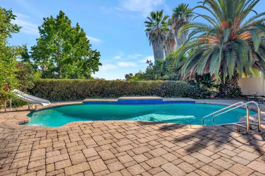 10743 Flambeau Place, La Mesa, CA 91941 - Image #2