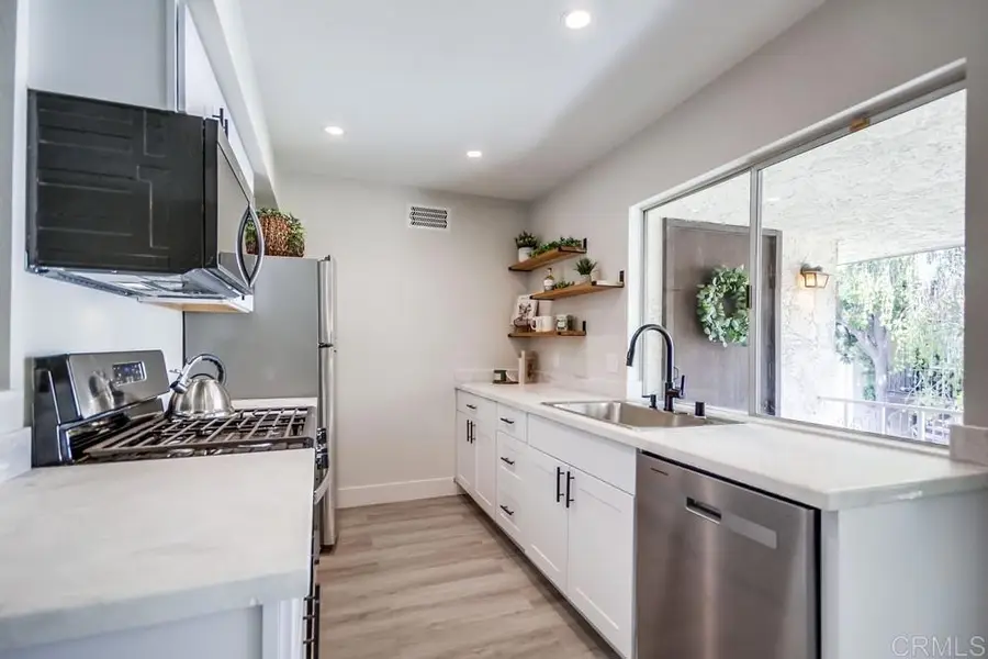 6878 Navajo Rd #70, San Diego, CA 92119 - Image #2