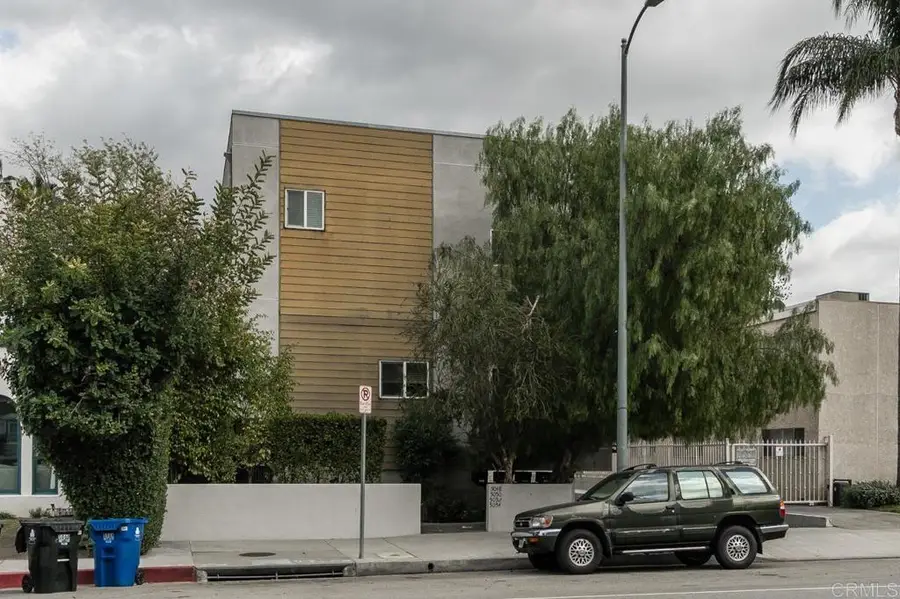 5050 Cahuenga Boulevard, North Hollywood, CA 91601 - #2