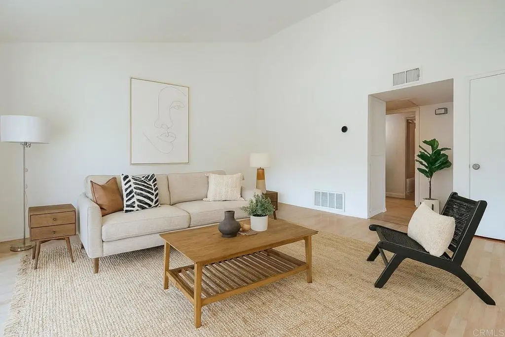 1817 E Grand Ave. #6, Escondido, CA 92027 - Image #1