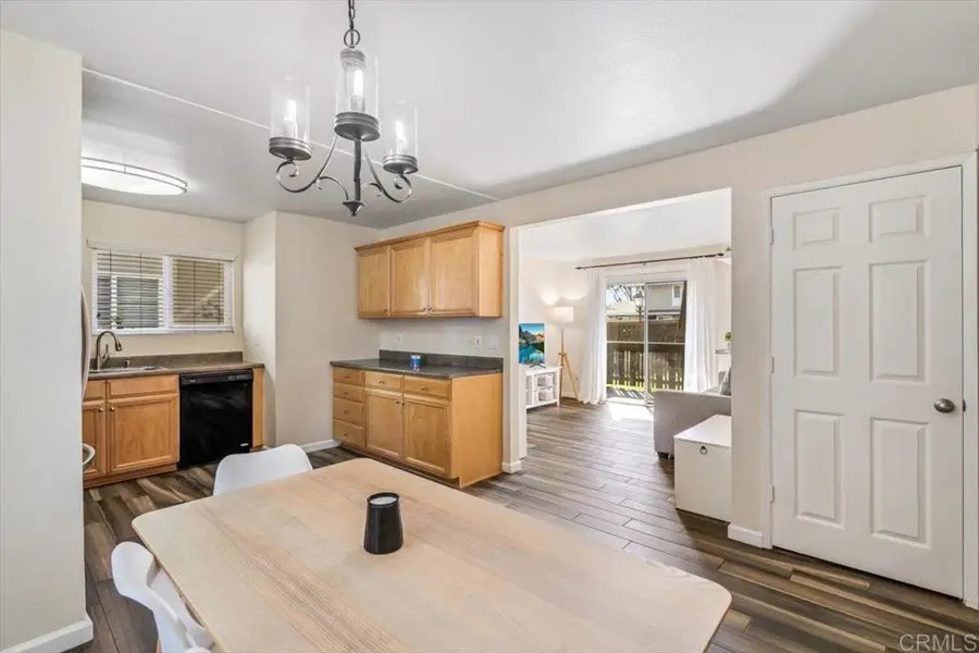 2528 White Oak Place #5, Escondido, CA 92027 - Image #3