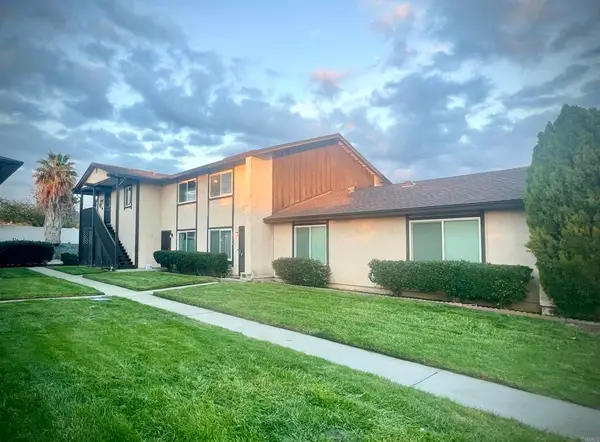 10158 Carefree Drive, Santee, CA 92071