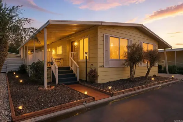 2130 Sunset Drive #SPC 94, Vista, CA 92081