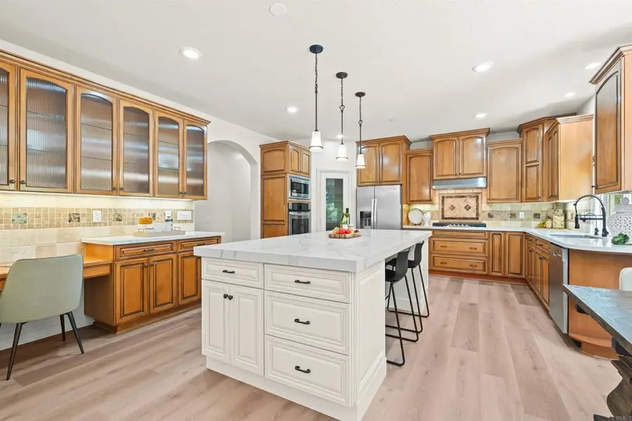 101 Lion Cir, Chula Vista, CA 91910 - Image #2