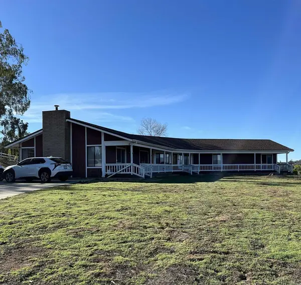 17910 Bluegrass Road, Ramona, CA 92065