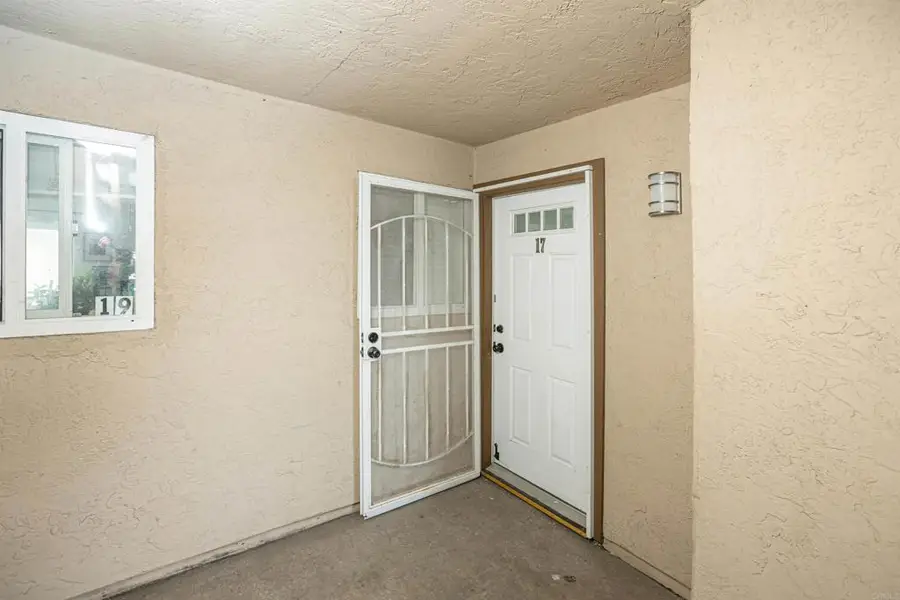 3285 Ocean View Blvd #17, San Diego, CA 92113 - Image #2