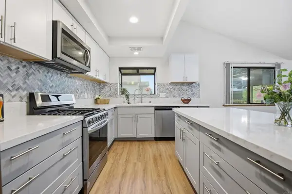 25758 Bellemore Dr, Ramona, CA 92065