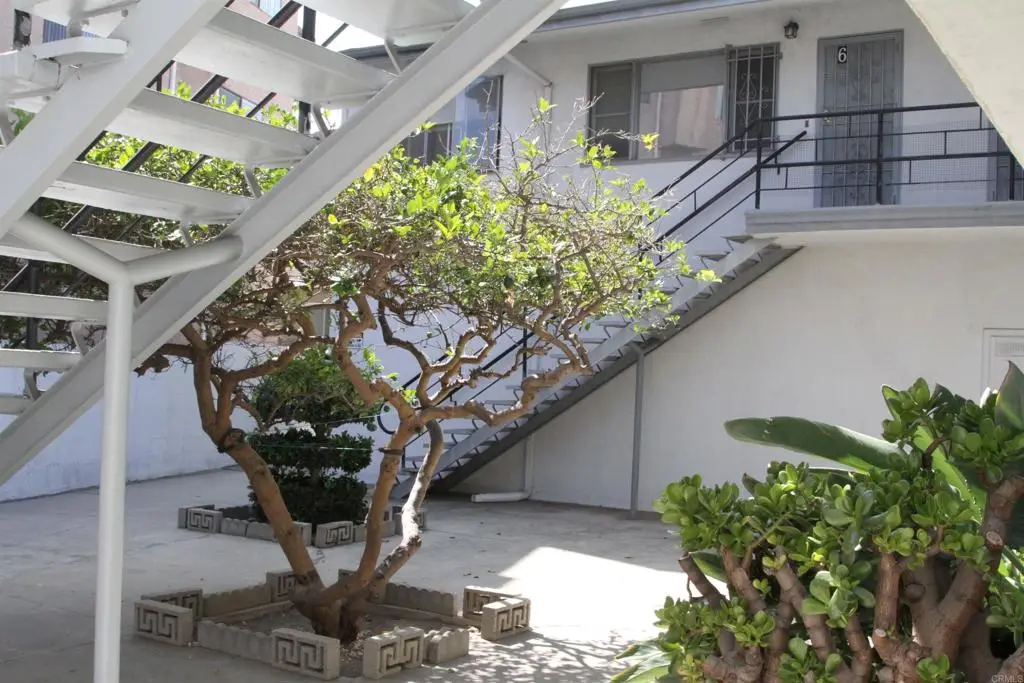 1815 Greenfield, West Los Angeles, CA 90025 - #1