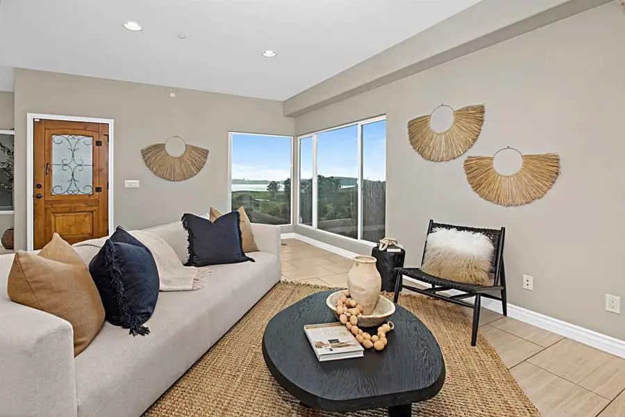 363 Maria Avenue, Spring Valley, CA 91977 - Image #2