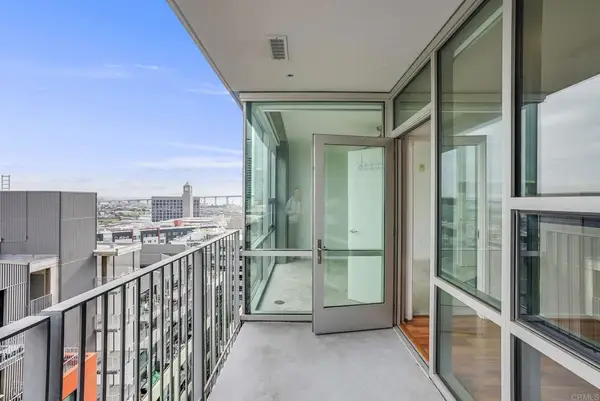 321 10th Avenue #1303, San Diego, CA 92101