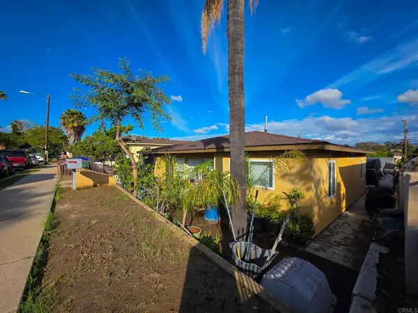 819 821 Raven Street, San Diego, CA 92102