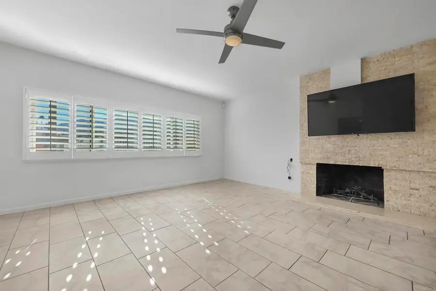 415 E Avenida Granada, Palm Springs, CA 92264 - Image #3