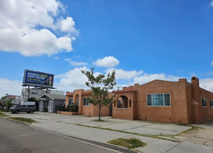 4210 40 Th Street, San Diego, CA 92105 - #2