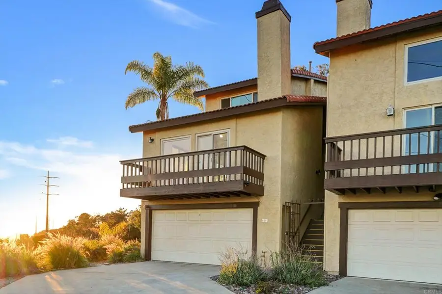 6802 Camino Berdecio, San Diego, CA 92111 - #3