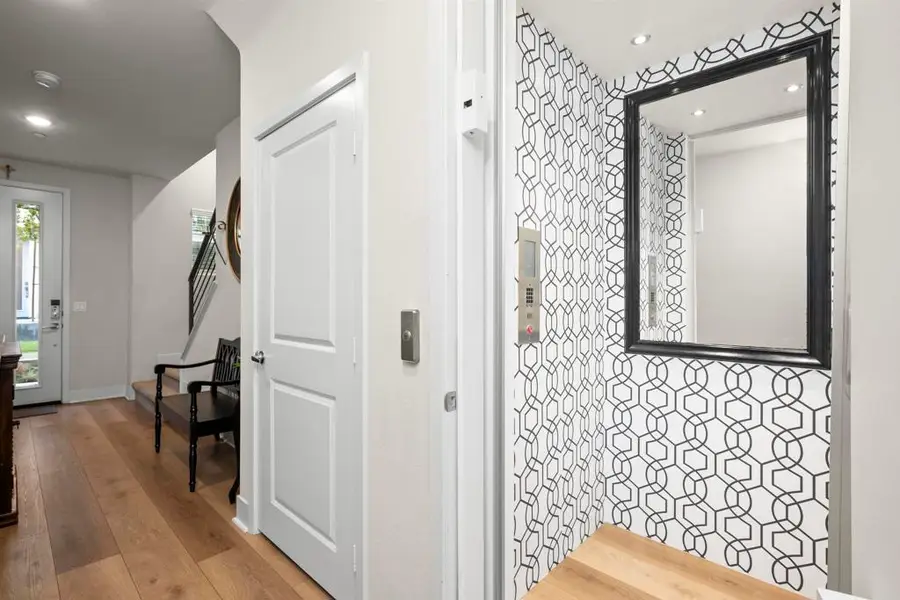 2049 Bravo Loop #6, Chula Vista, CA 91915 - #2