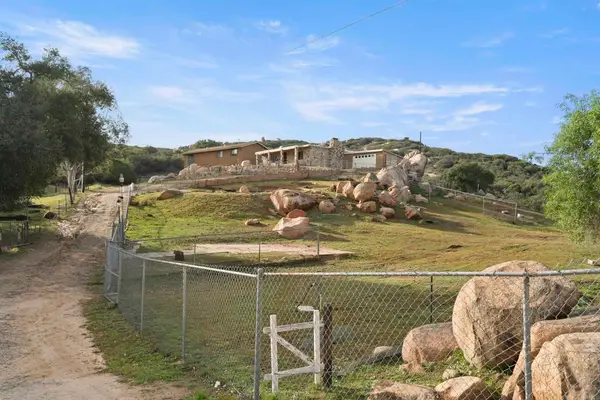 20845 Deerhorn Valley Rd, Jamul, CA 91935