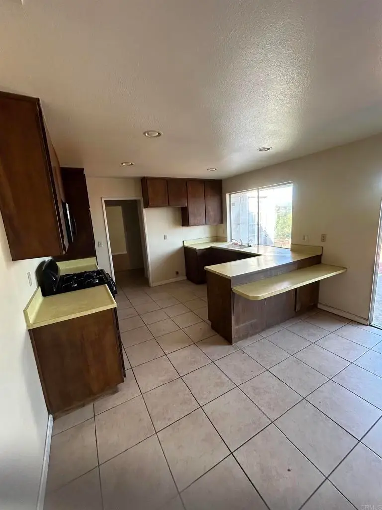 15170 Kingsway Drive, Lake Elsinore, CA 92530 - #1