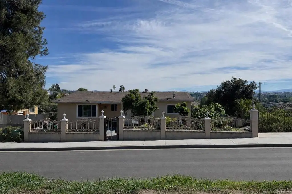 3041 Menlo Avenue, San Diego, CA 92105 - #1