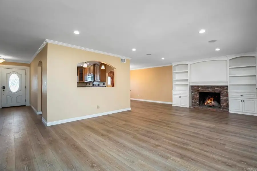 6261 Crystal Lake Ave, San Diego, CA 92119 - #3