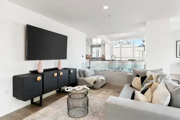 510 1st Ave #402, San Diego, CA 92101