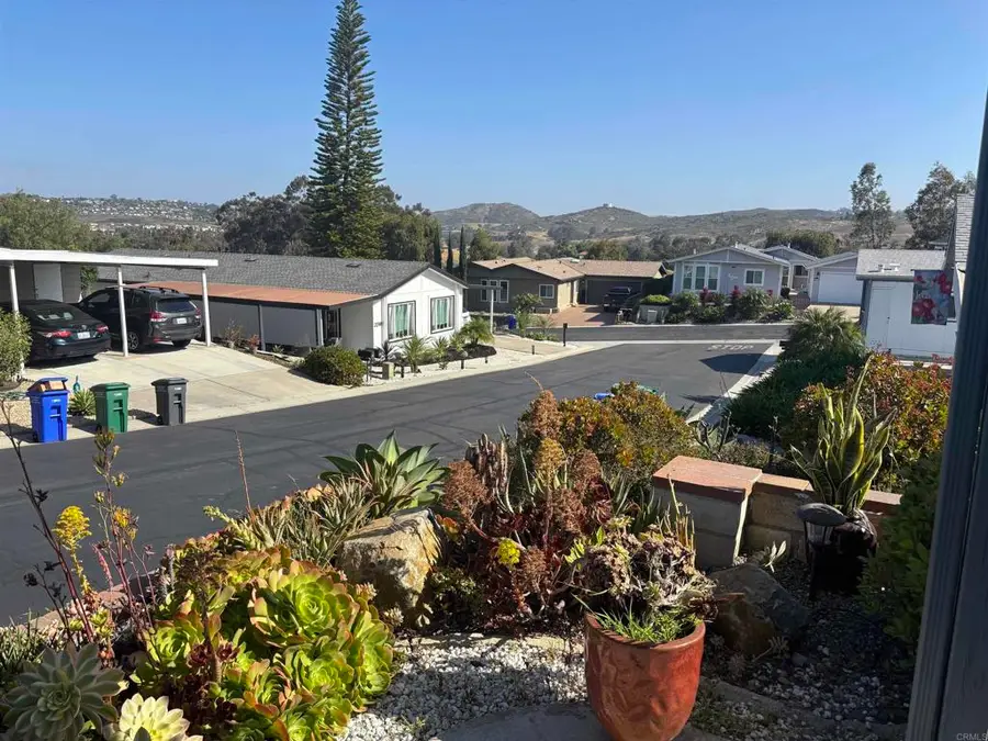 2295 Lindsay Drive, Carlsbad, CA 92008 - #2