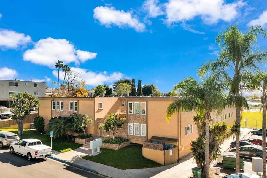 5511 Adelaide Avenue #27, San Diego, CA 92115 - #3