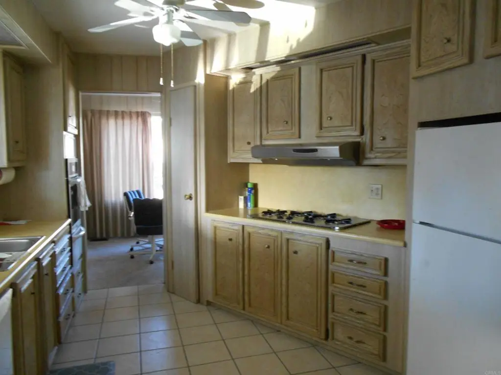 Bayview Hts Dr. #88, San Diego, CA 92105 - #1