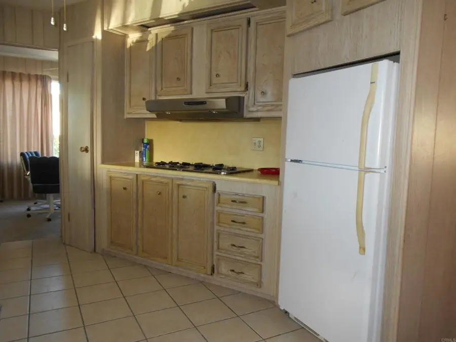 Bayview Hts Dr. #88, San Diego, CA 92105 - #3