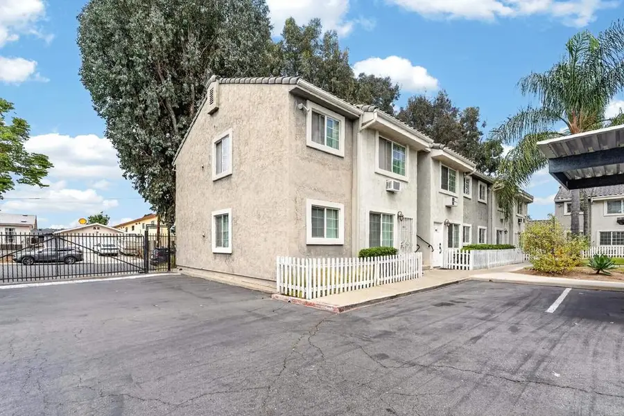 523 Graves Avenue #104, El Cajon, CA 92020 - #3