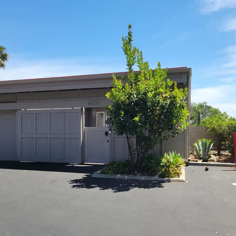 6231 Caminito Telmo, San Diego, CA 92111 - #3