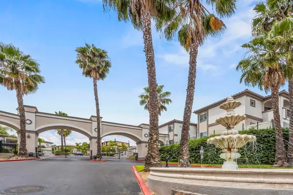 2715 Lake Pointe Drive #116, Spring Valley, CA 91977