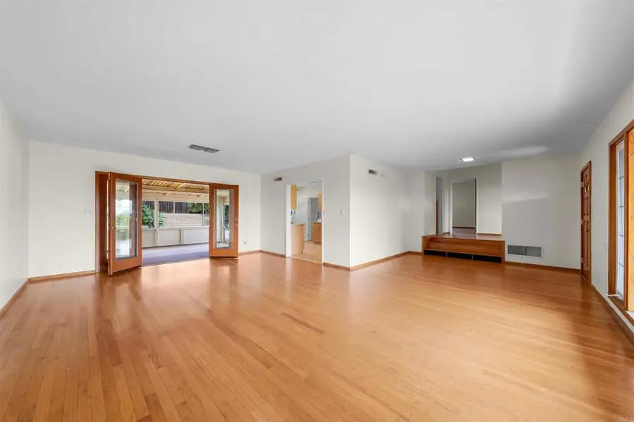2516 Chatsworth Boulevard, San Diego, CA 92106 - #3